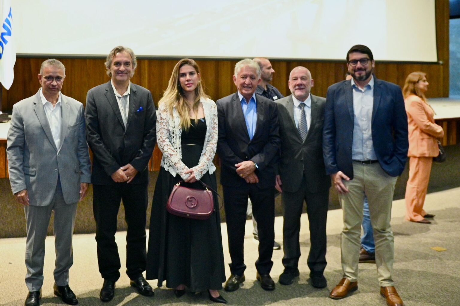 ANETRAMS participa de evento no DNIT sobre o PROARTE e reforça a importância da manutenção estrutural